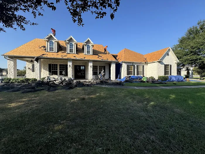NJN Roofing and Construction LLC Picture 4
