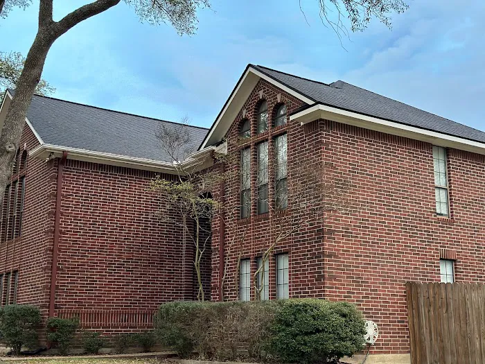 Brightside Roofing and Restoration Picture 9