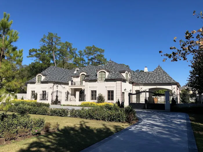 Acadian Roofing, LLC Picture 3