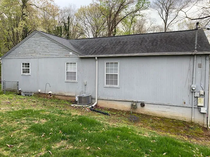 Smith Roofing & Exteriors Picture 5