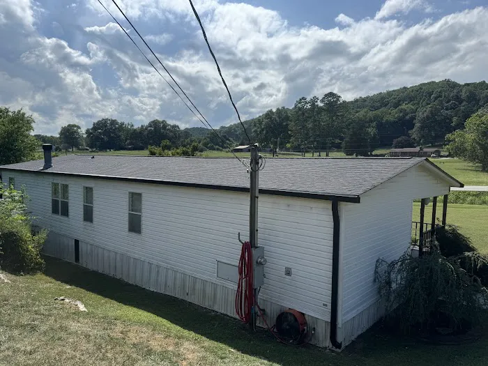 Smith Roofing & Exteriors Picture 4