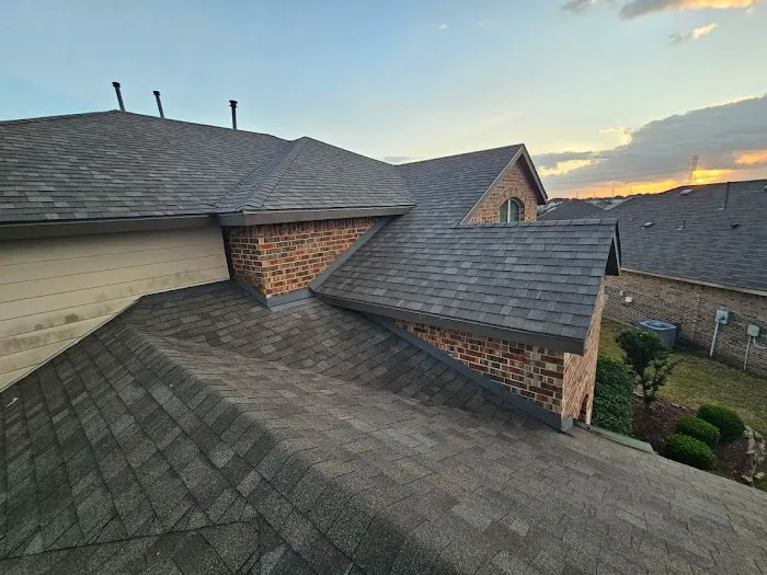 Jerrys Roofing Picture 1