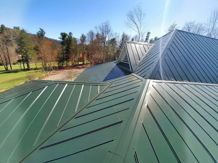 Anner's Roofing & Renovations Picture 1