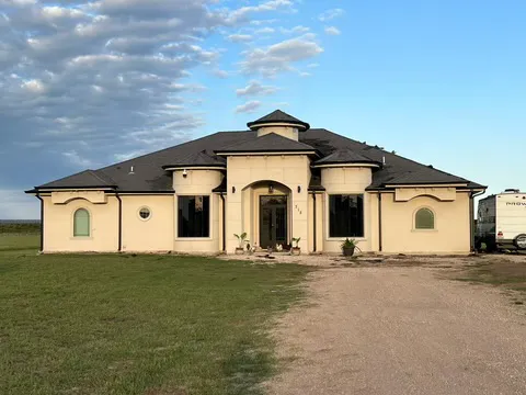 Rikan Roofing & Construction LLC Picture 4