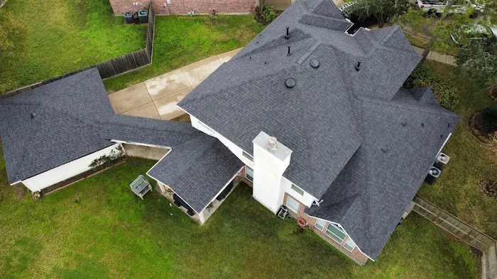 FMF Roofing and Construction, LLC Picture 2