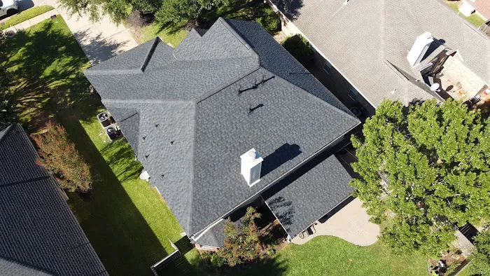 FMF Roofing and Construction, LLC Picture 3