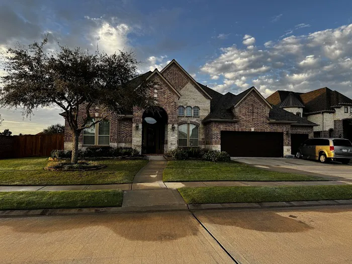 New Image Construction and Roof Pros Picture 3