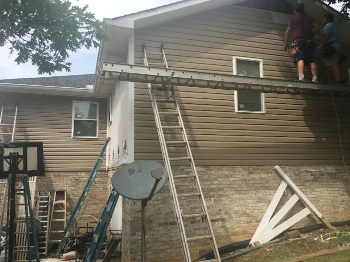 Roofing and Exteriors Picture 4