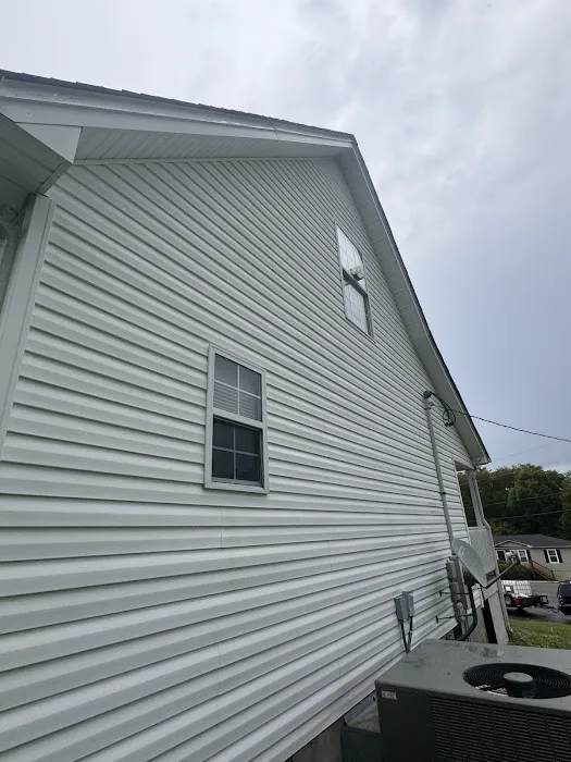 River’s Edge Pressure Washing Picture 3