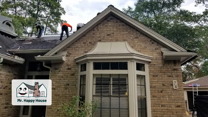 Mr. Happy House of The Woodlands | Roofing, Siding, Painting Picture 7