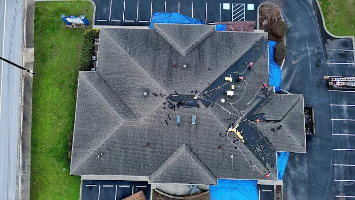 E & M Rooftop Solutions Picture 6