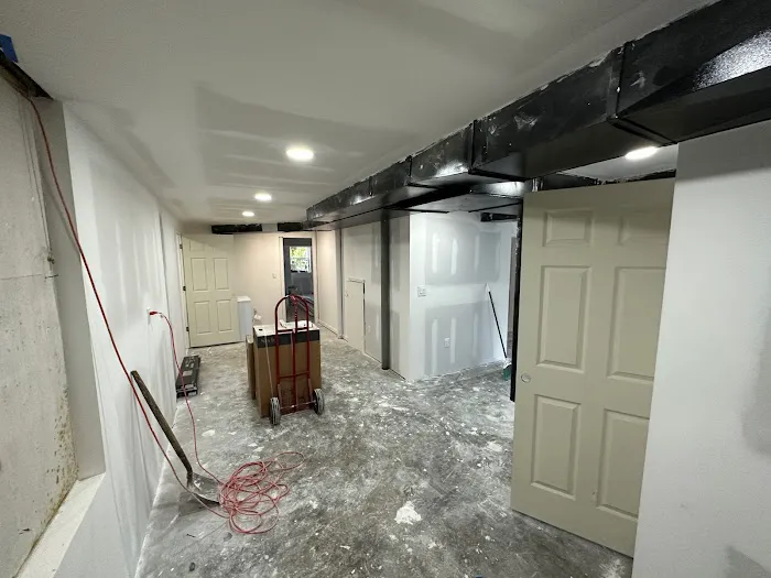 Calvin's Home Fixology Picture 6