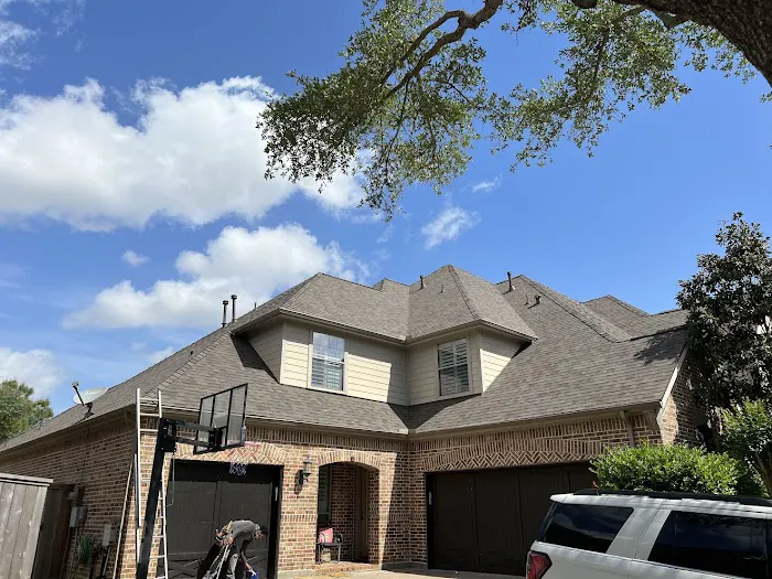 Right Price Roofing Picture 5