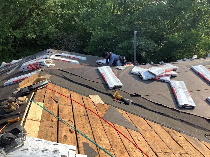 Noahs Roofing and Remodeling Picture 4