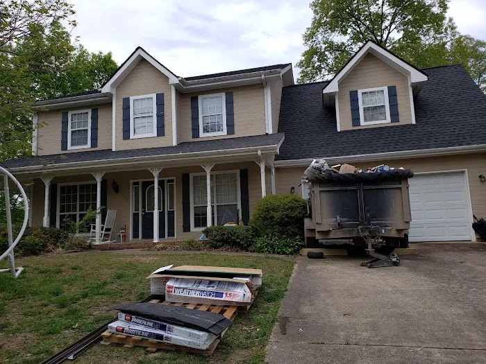 Noahs Roofing and Remodeling Picture 2