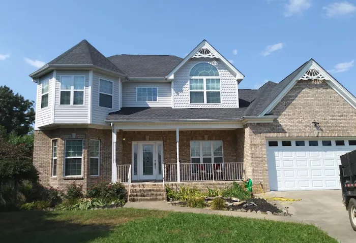 Noahs Roofing and Remodeling Picture 1