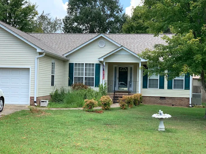 Rocky Top Roofing Inc. Picture 3