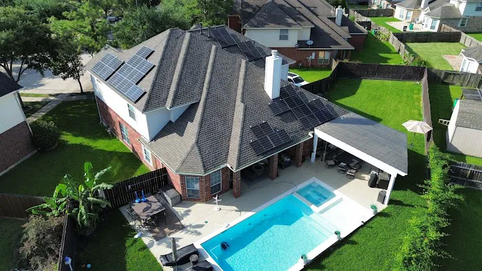R&S Roofing Picture 4