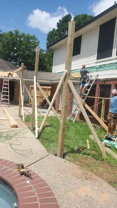 Leo Roofing & More Picture 9