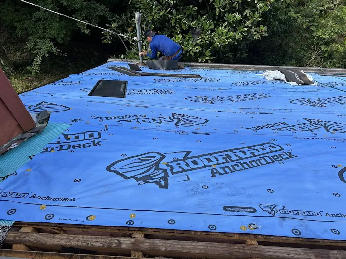 Mancia's Roofing Services Picture 7