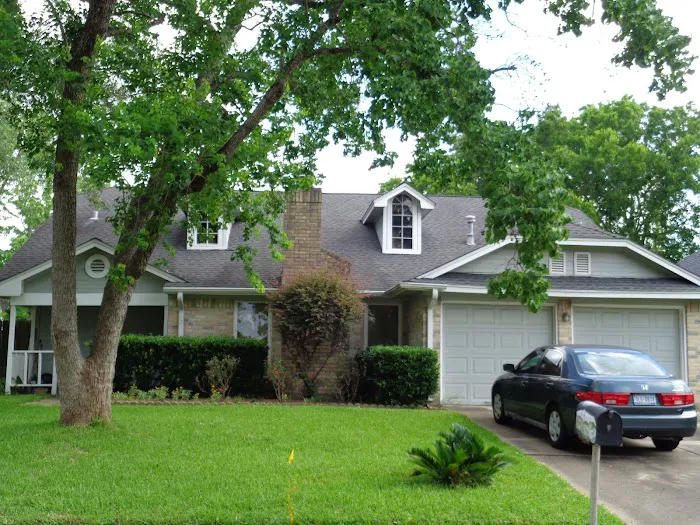 Final Touch Roofing Picture 1