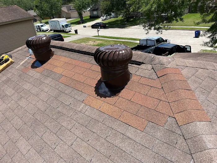 Royal Roofing and Remodeling Picture 2