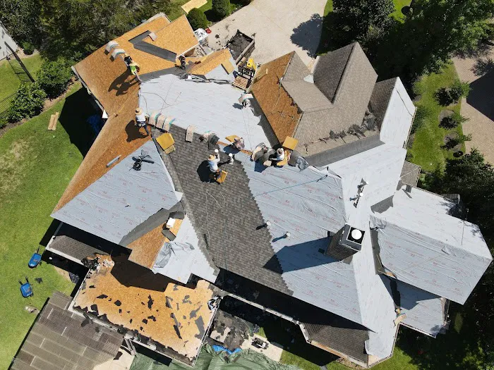 Royal Roofing and Remodeling Picture 3