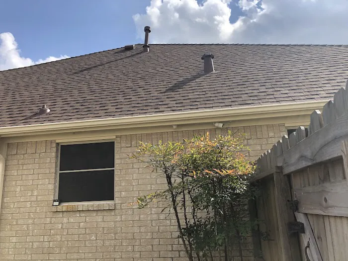 Royal Roofing and Remodeling Picture 5
