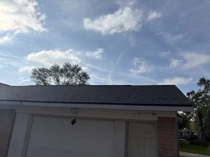 RJ BROTHERS CONTRACTORS AND ROOF Picture 1