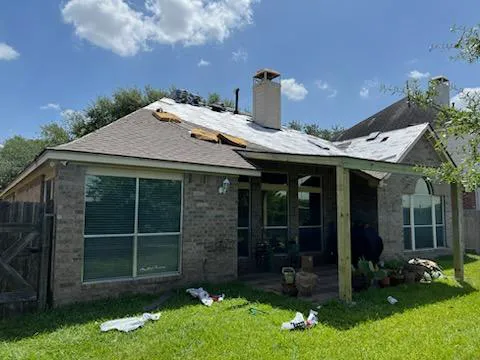 Magnifying Roofing Picture 1