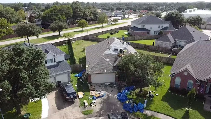 Level Up Roofing & Construction Picture 9