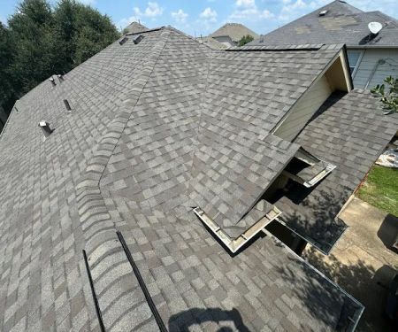Camacho Roofing LLC
