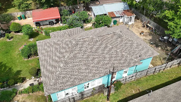 Camacho Roofing LLC Picture 10