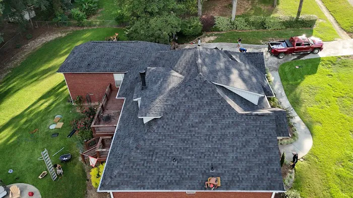 A & L Roofing LLC Picture 2