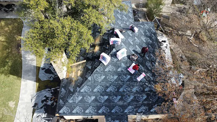 WM Roofing LLC Picture 9