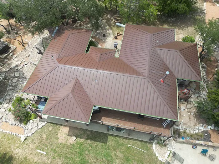 WM Roofing LLC Picture 10