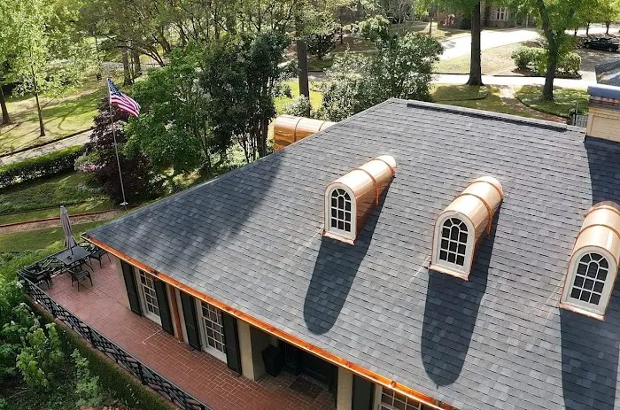 I AM Roofing Picture 1
