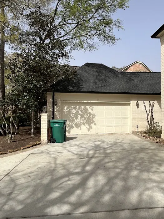 Roof Repair Services of The Woodlands Picture 9