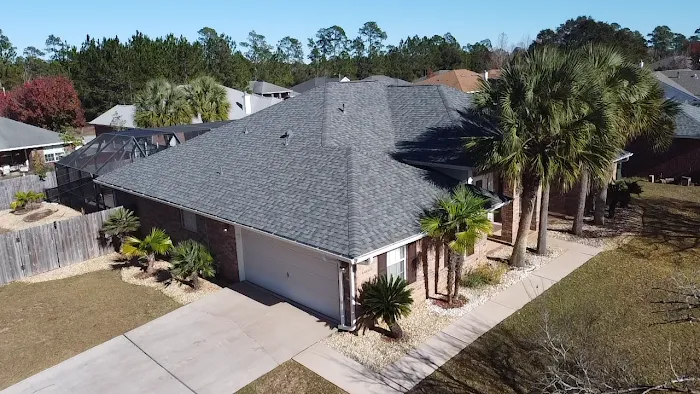 H&R Roofing and Construction Picture 3