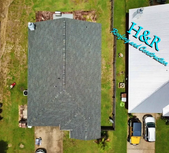 H&R Roofing and Construction Picture 9