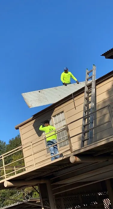 SLK Roofing & Construction Picture 8