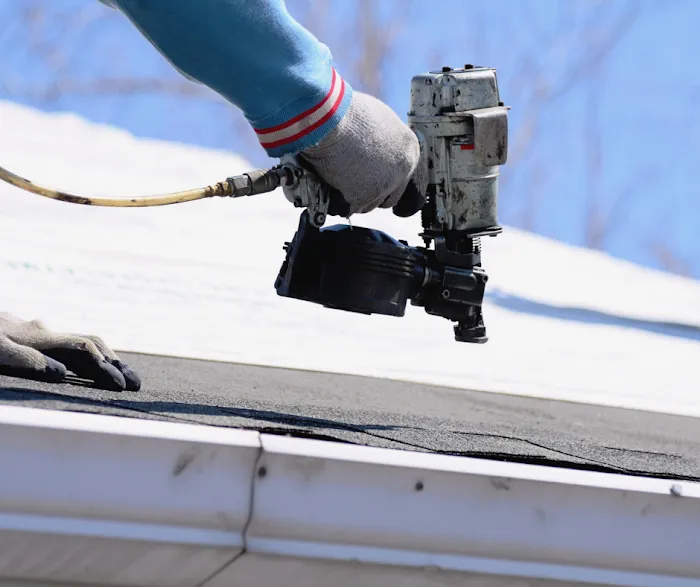 Quandahl Roofing Co Picture 2
