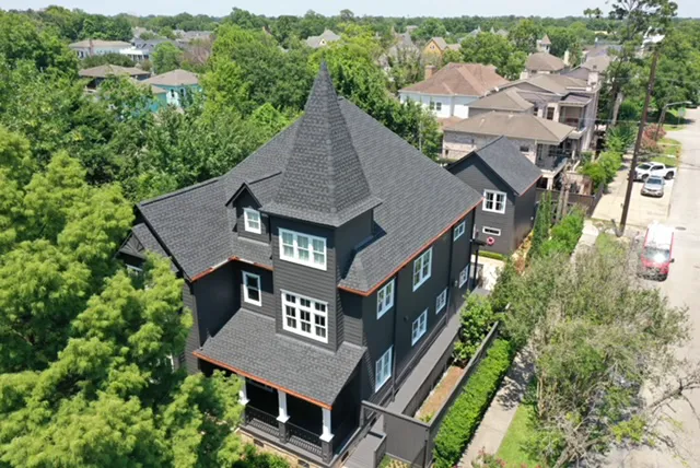 Lone Star Roofing Picture 10
