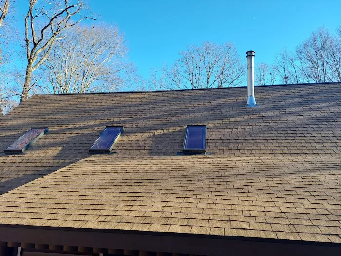 Alvarado Roofing & Construction Picture 3