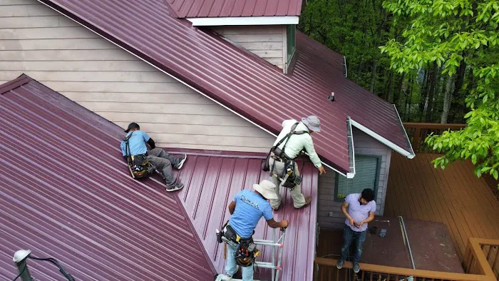 Alvarado Roofing & Construction Picture 2
