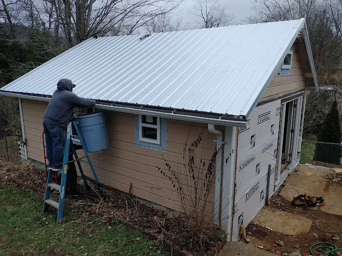 Jeff's Roofing Picture 1