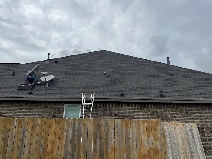 Ohana Roofing Picture 3