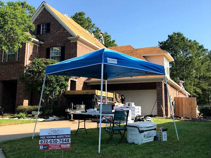 M&P ROOFING LLC Picture 3