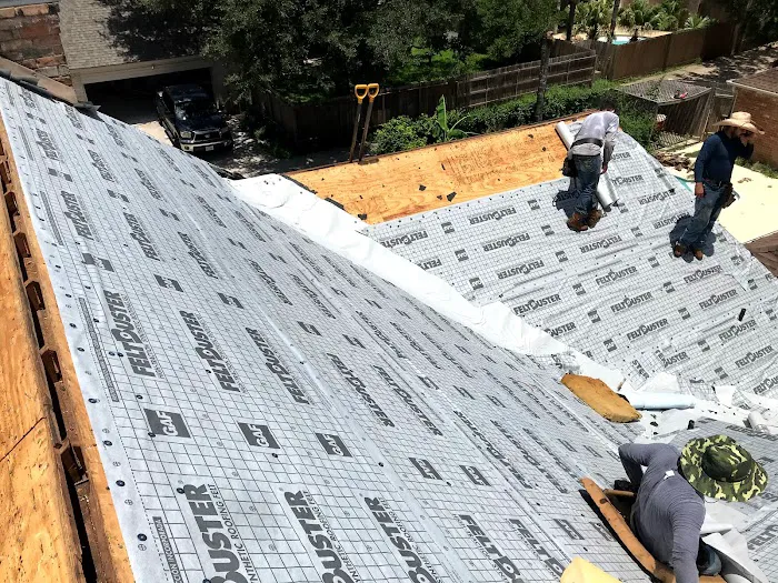 M&P ROOFING LLC Picture 5