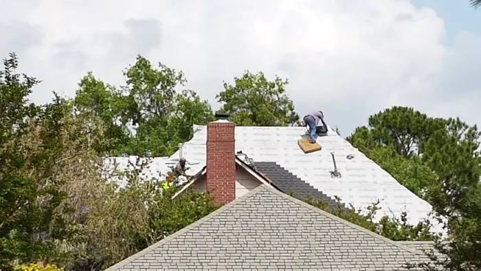 M&P ROOFING LLC Picture 7
